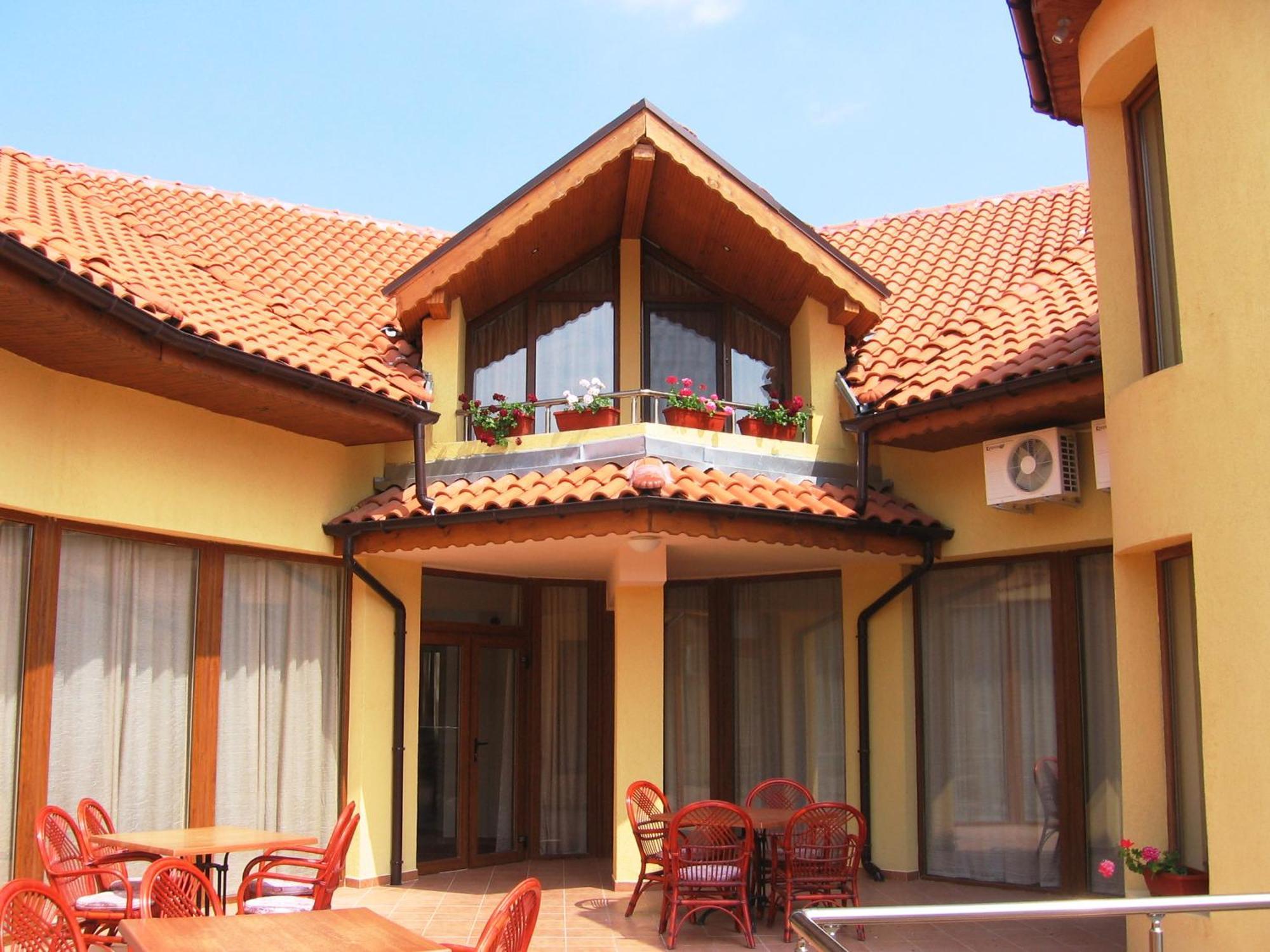 Hotel Queen Aydemir Εξωτερικό φωτογραφία